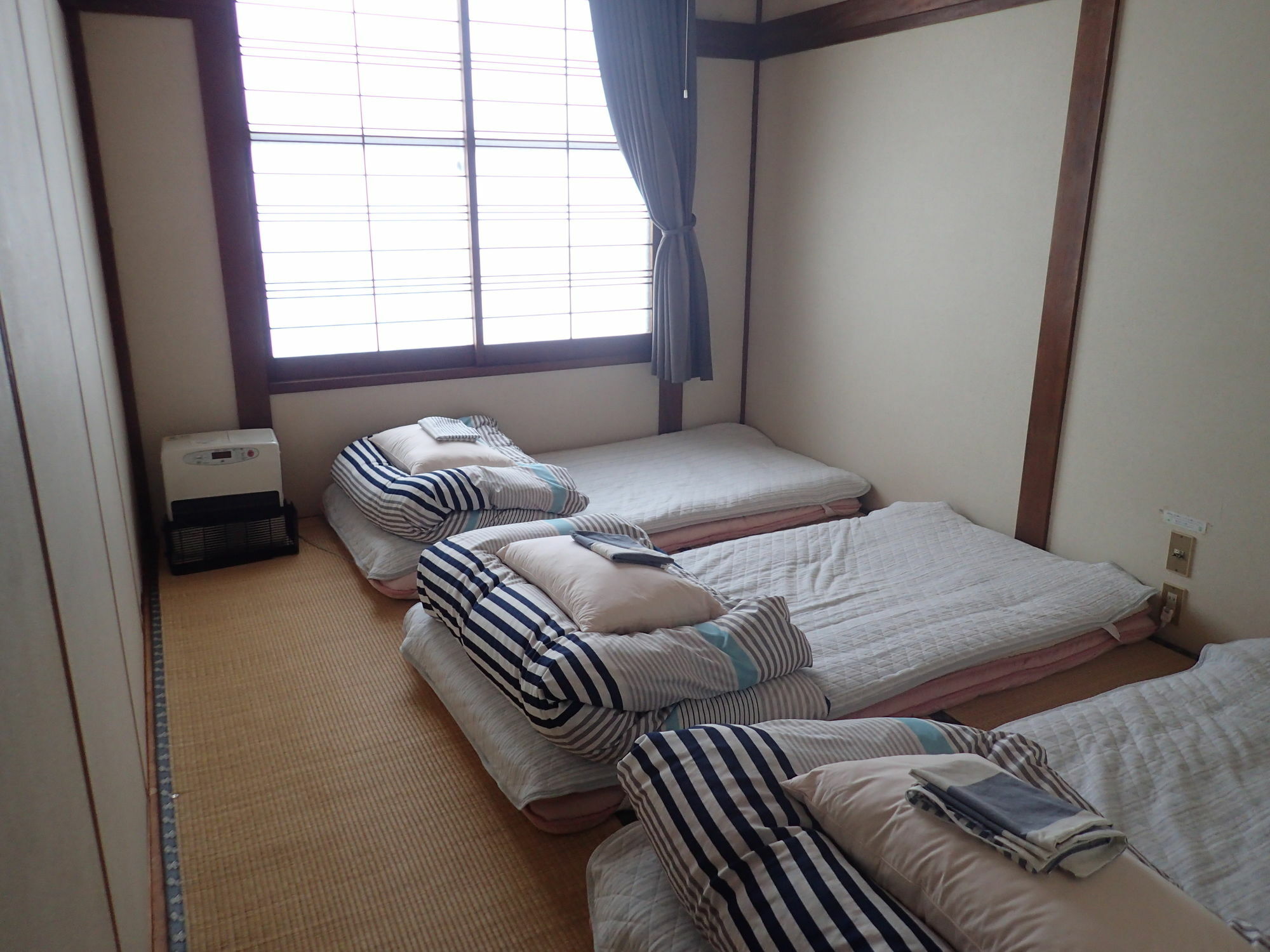 Guest House Shikotsu Kamui Chitose  Exterior photo